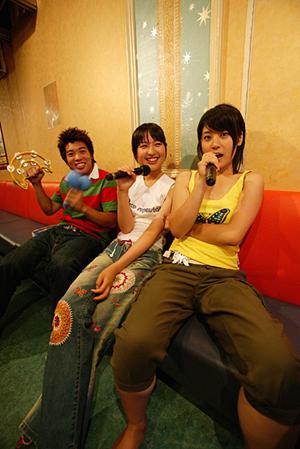 快適な旅が楽しめる日帰りバスツアー