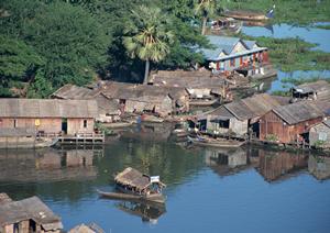 金箔の体験も出来るしお土産購入も出来る