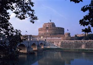 札幌すすきの交差点に位置する東横イン札幌すすきの交差点の詳細ガイド：快適なビジネスと観光の拠点